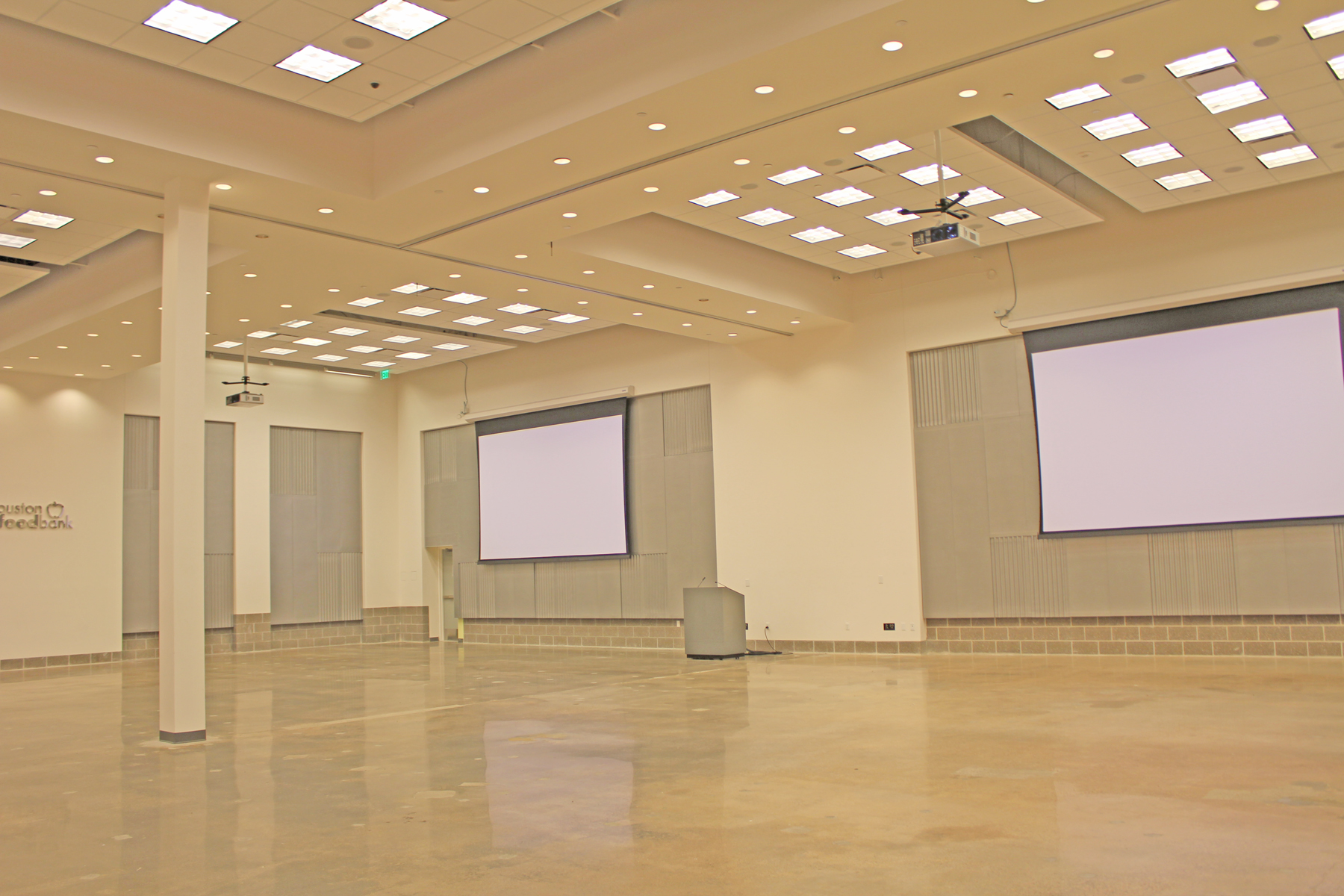 Conference Room Pic 2.jpg